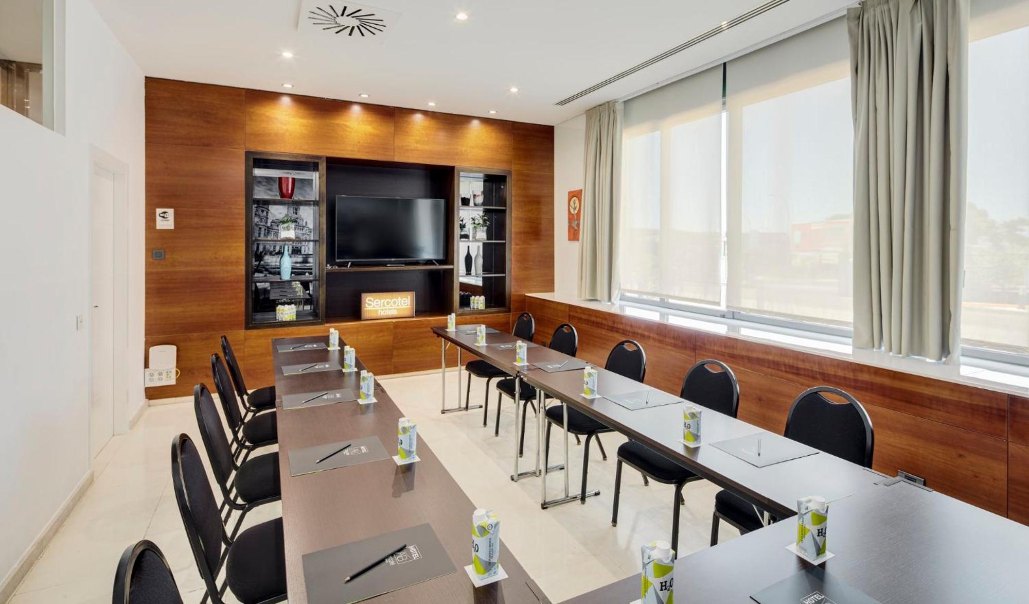 Sercotel Ab Rivas Εξωτερικό φωτογραφία